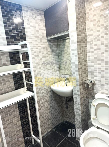 大埔村屋 售盤 2 房 , 3 浴室