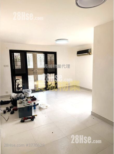 大埔村屋 售盤 2 房 , 3 浴室