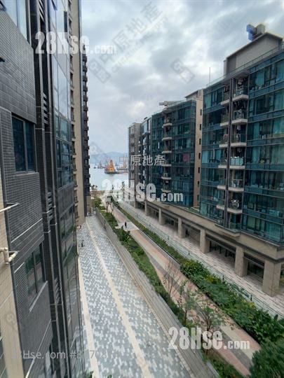 Alto Residences Sell 1 Bedroom 388 ft²