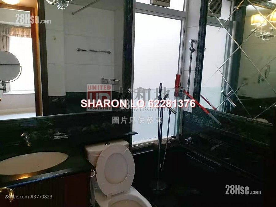 One Beacon Hill Sell 1,047 ft²