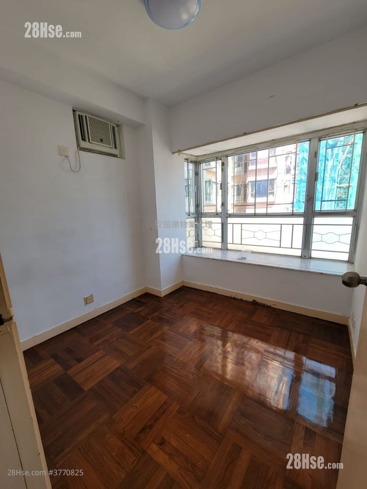 单幢楼房 售盘 2 房 , 1 浴室 410 平方尺