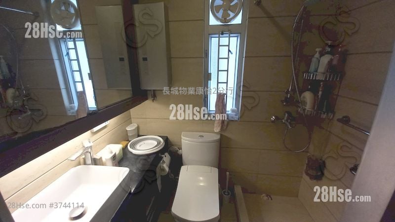 Kornhill Garden Sell 3 Bedrooms , 1 Bathroom 592 ft²