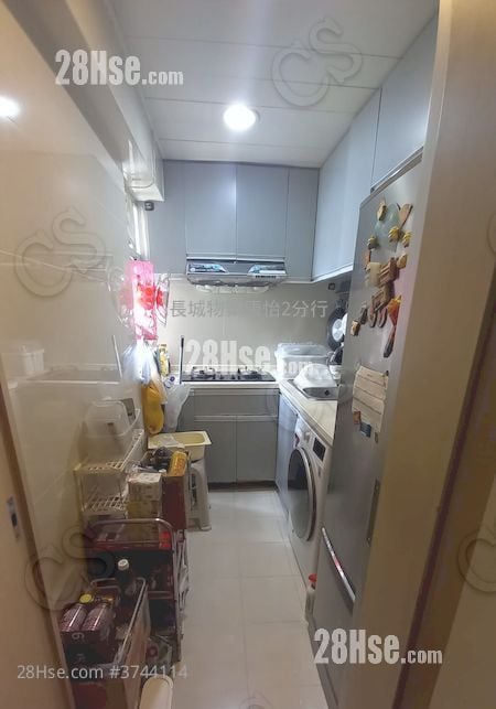 Kornhill Garden Sell 3 Bedrooms , 1 Bathroom 592 ft²