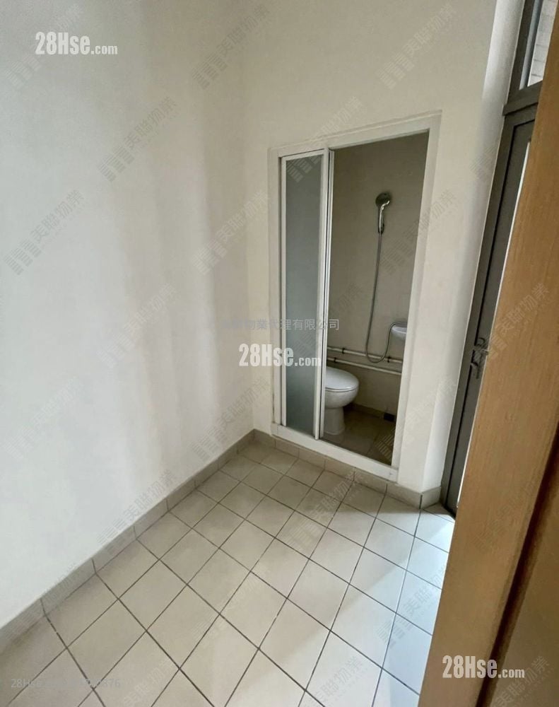 天晋 售盘 3 房 , 2 浴室 872 平方尺