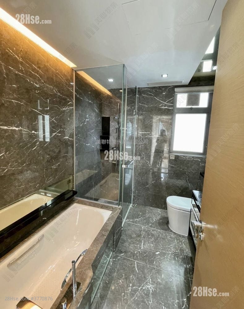 天晋 售盘 3 房 , 2 浴室 872 平方尺