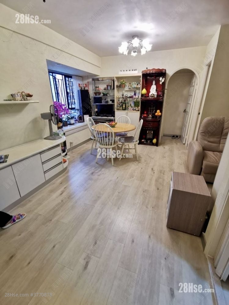 Belair Gardens Sell 2 Bedrooms , 1 Bathroom 465 ft²