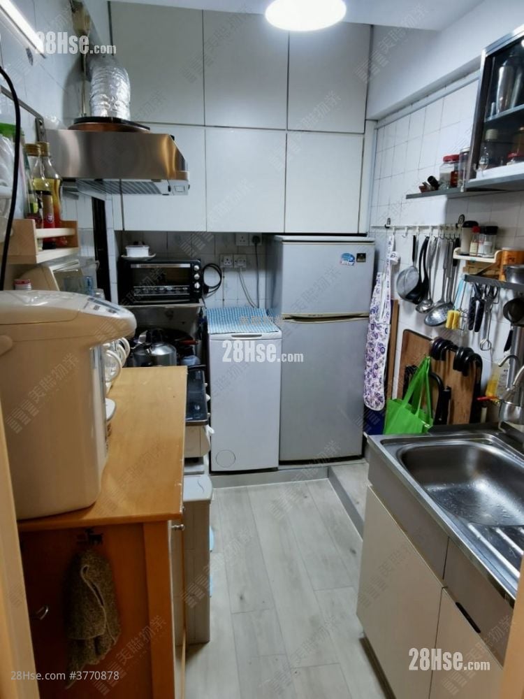 Belair Gardens Sell 2 Bedrooms , 1 Bathroom 465 ft²