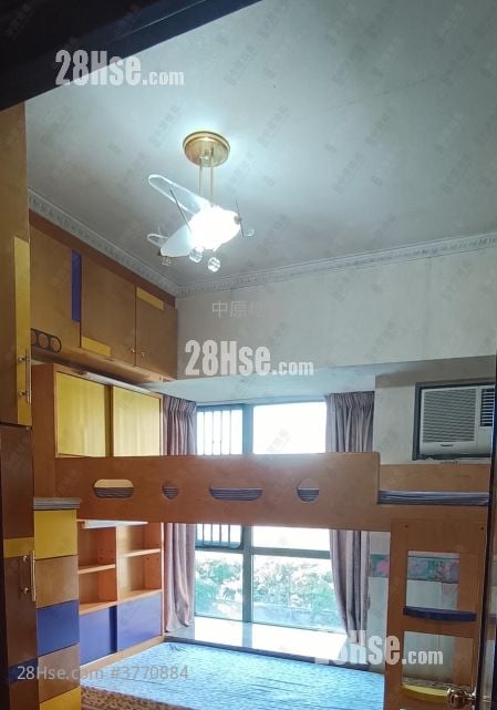 Parkside Villa Sell 3 Bedrooms 800 ft²