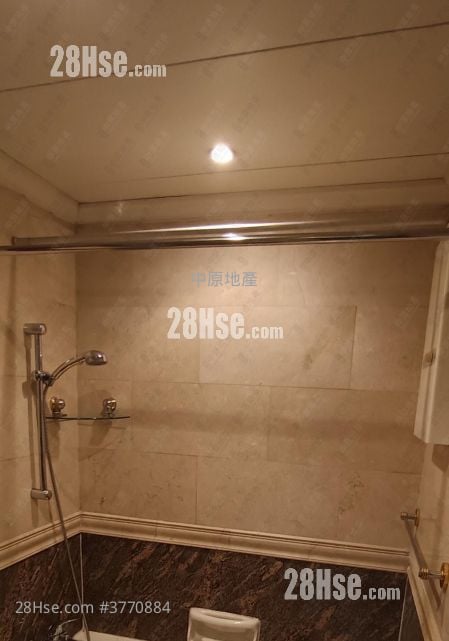 Parkside Villa Sell 3 Bedrooms 800 ft²