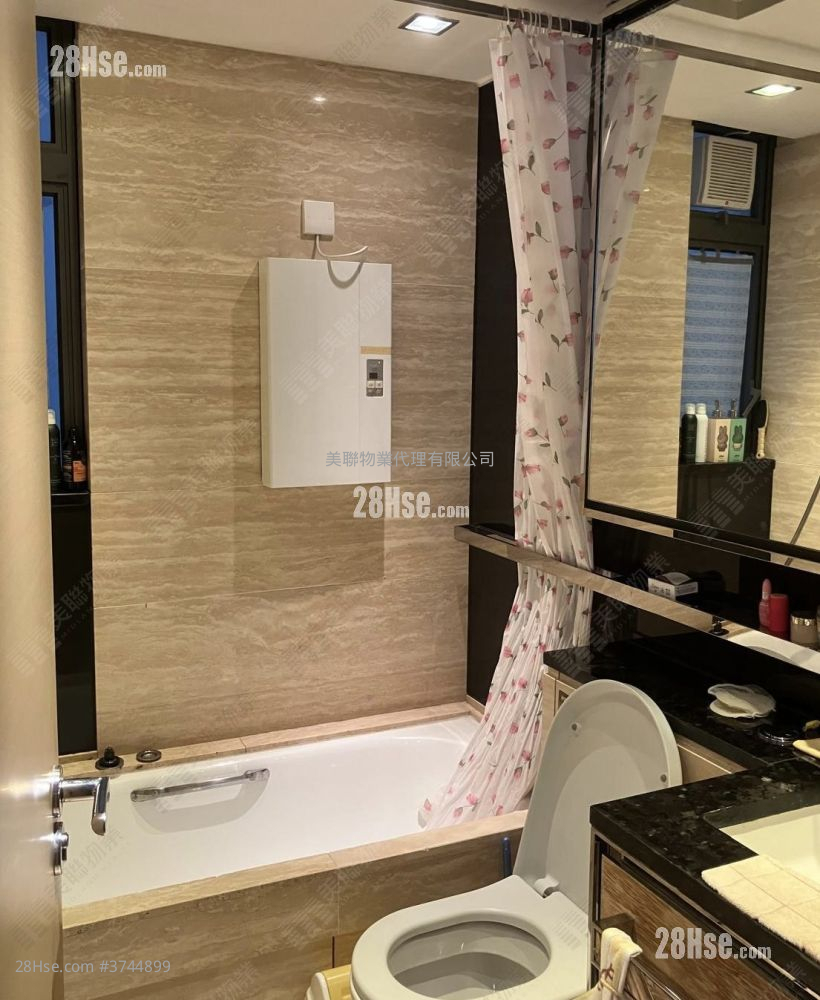 天晋 售盘 4 房 , 3 浴室 827 平方尺