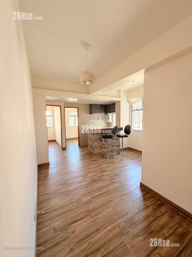 富安大厦 租盘 2 房 , 1 浴室 352 平方尺