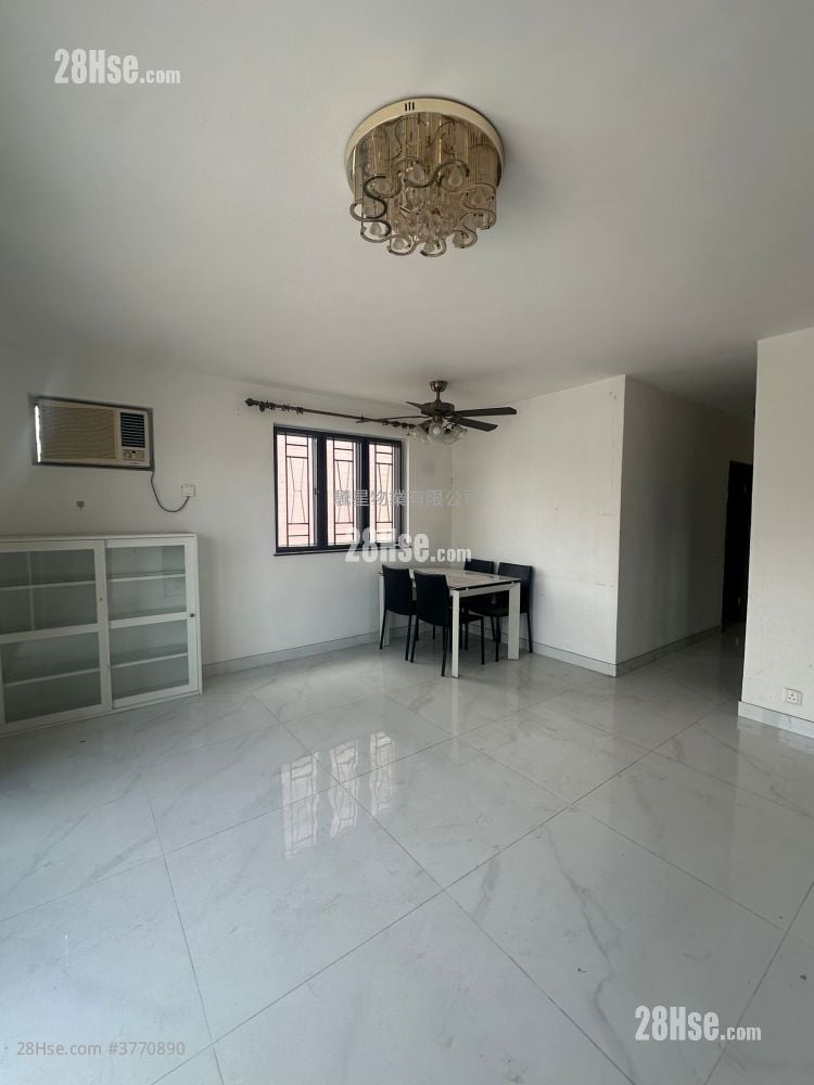 Village Sell 2 Bedrooms , 1 Bathroom 700 ft²