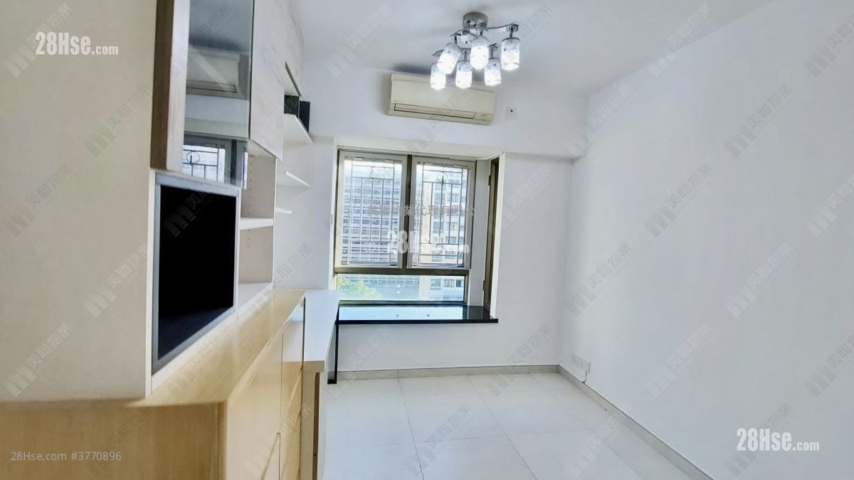 King's Park Villa Sell 3 Bedrooms 1,136 ft²