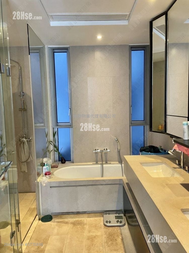 傲泷 售盘 4 房 , 3 浴室 1,837 平方尺