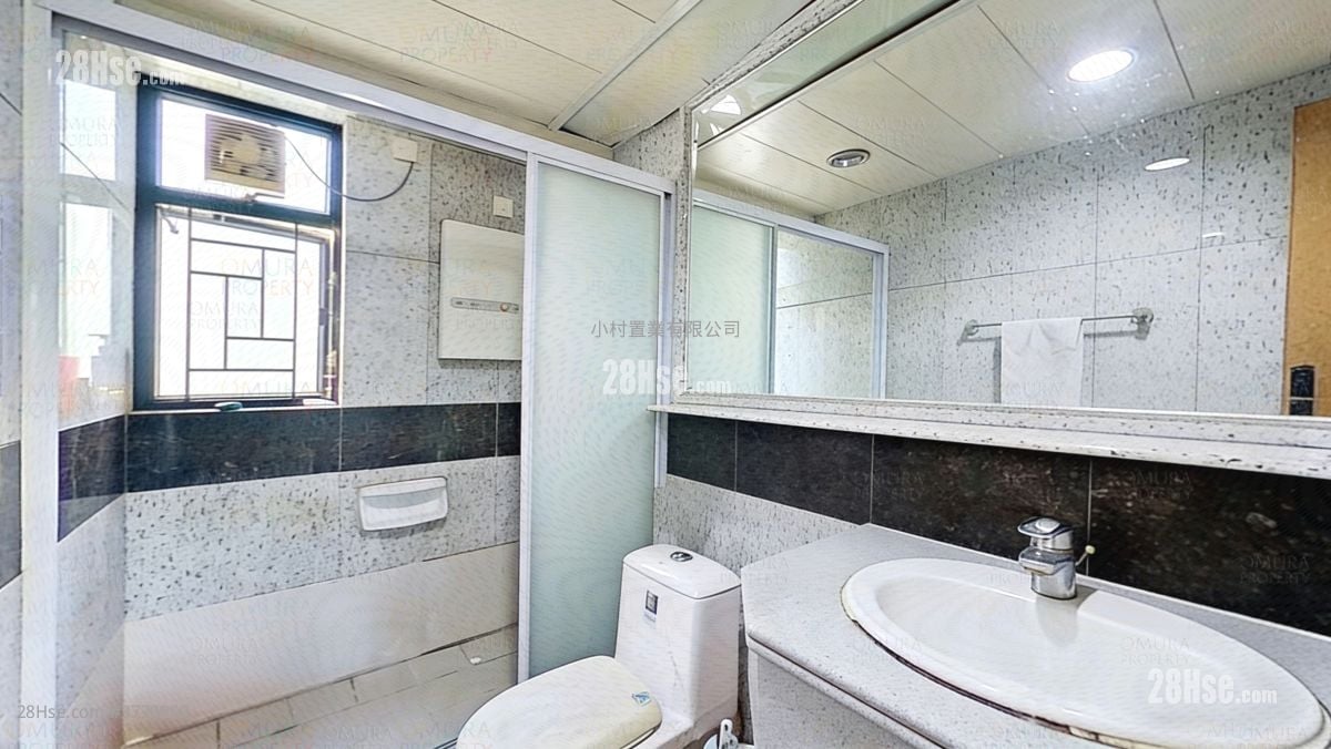 bathroom: Verdant Villa Sell 3 Bedrooms , 2 Bathrooms 1,161 ft²