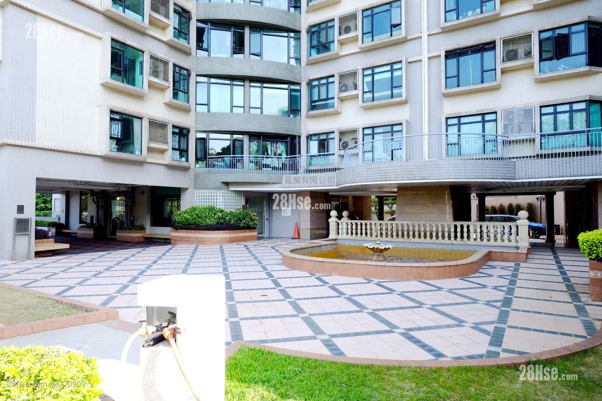 building outlook: Verdant Villa Sell 3 Bedrooms , 2 Bathrooms 1,161 ft²