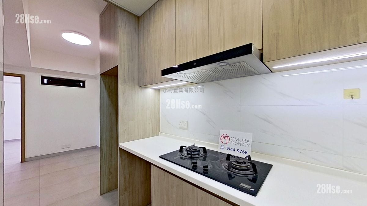 kitchen: Edward Mansion Sell 4 Bedrooms , 2 Bathrooms 855 ft²