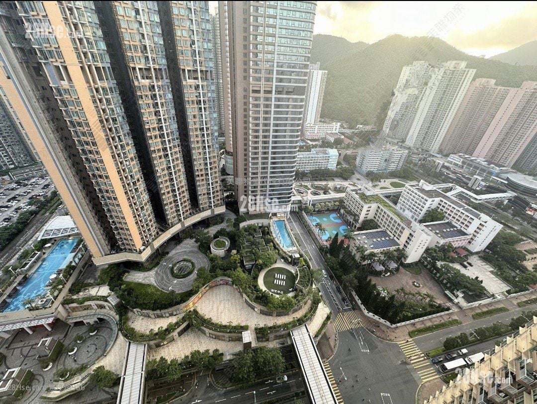 The Grandiose Sell 2 Bedrooms 439 ft²