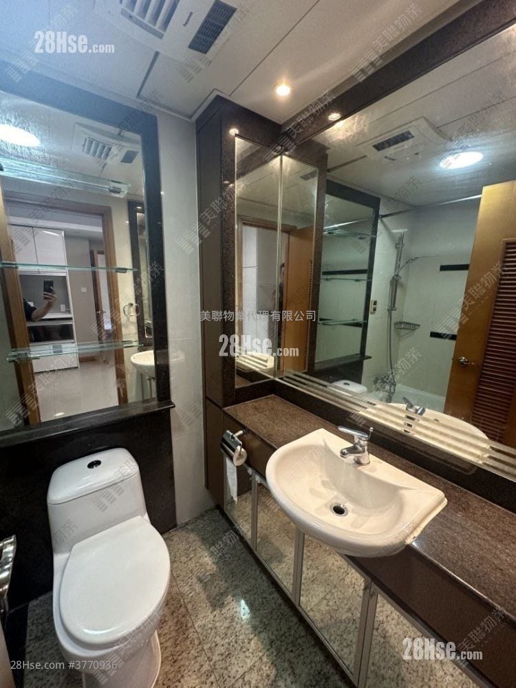 The Grandiose Sell 2 Bedrooms 439 ft²