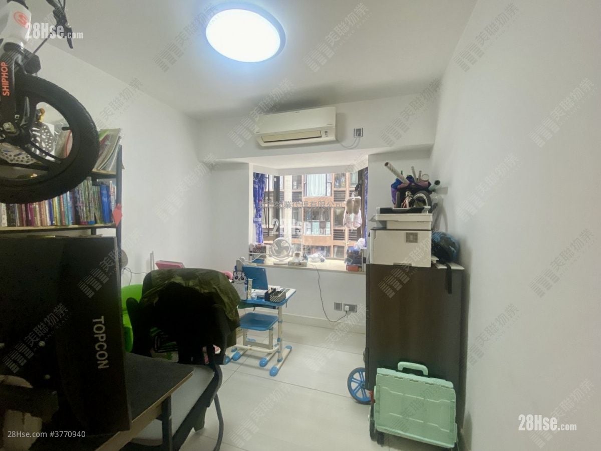 Beverly Villas Sell 3 Bedrooms 1,211 ft²