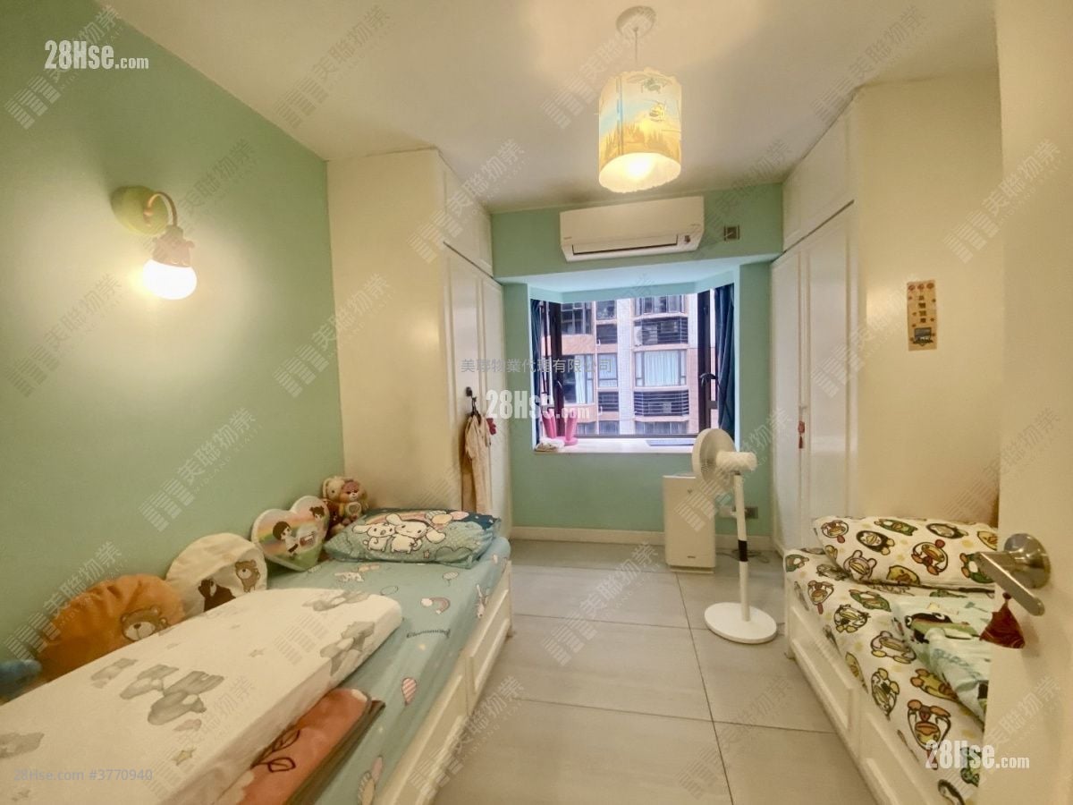 Beverly Villas Sell 3 Bedrooms 1,211 ft²