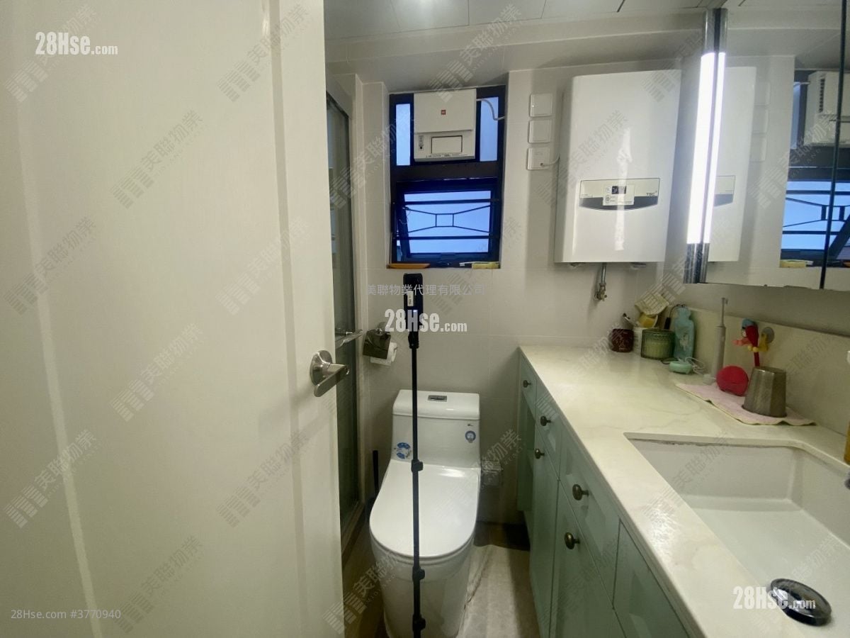 Beverly Villas Sell 3 Bedrooms 1,211 ft²