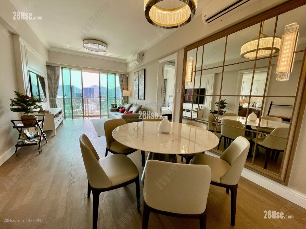 Parc Palais Sell 3 Bedrooms 1,074 ft²