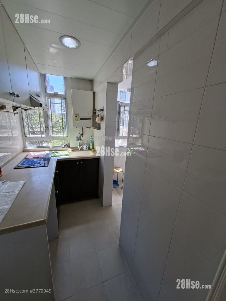 天马苑 售盘 2 房 415 平方尺