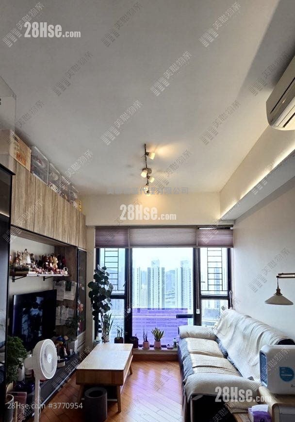 爵悦庭 售盘 3 房 716 平方尺