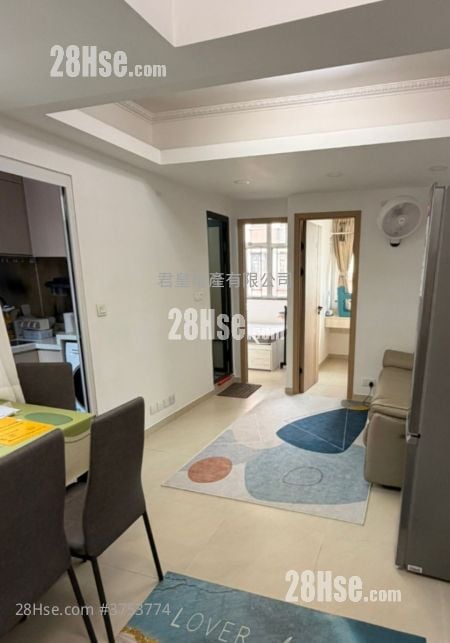 Wah Hung House Sell 3 Bedrooms , 1 Bathroom 407 ft²
