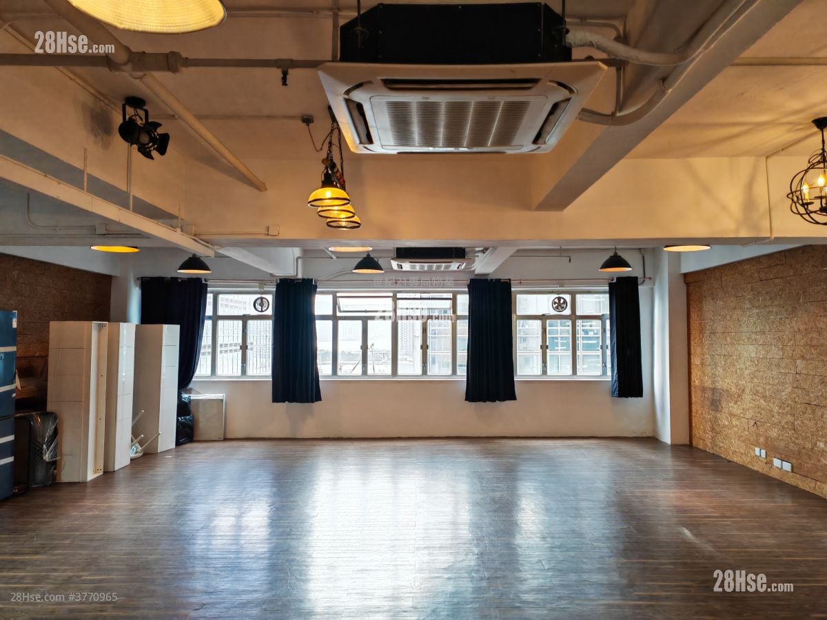 Chilcott Industrial Building Rental 1 Toilet