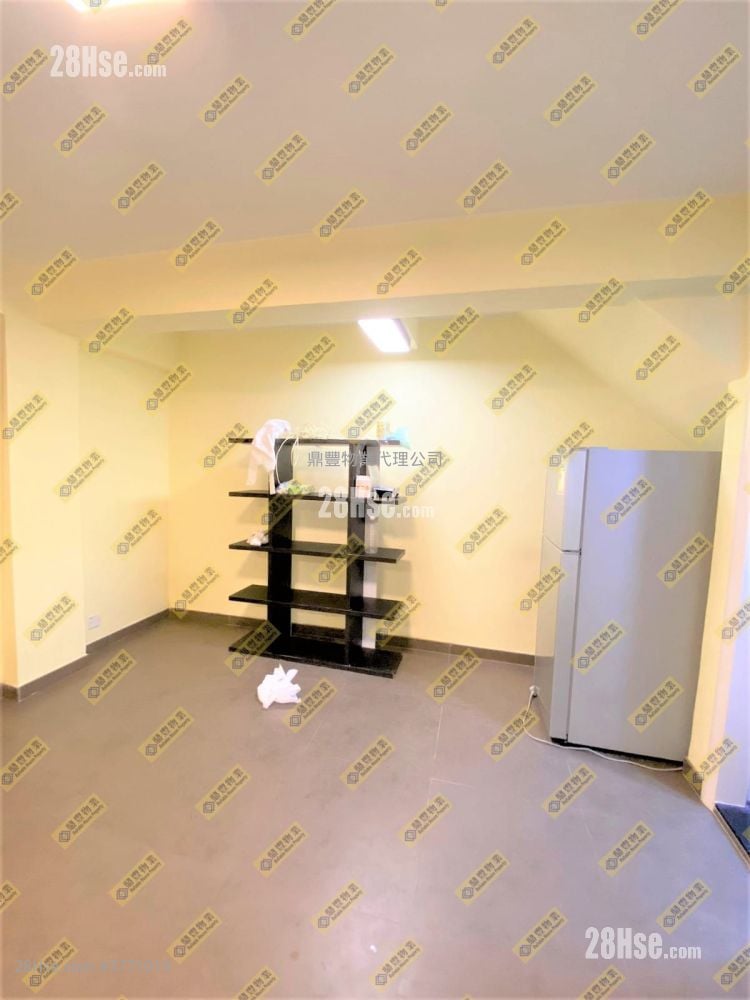 living room: Village Sell 1 Bedroom , 1 Bathroom