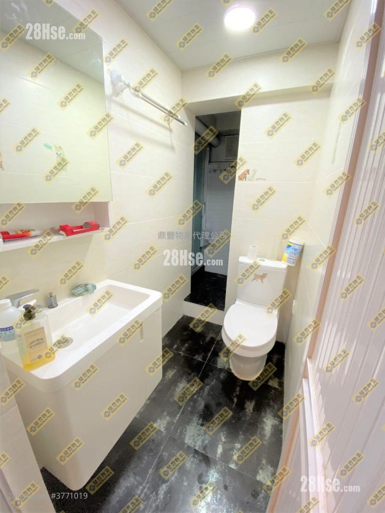 bathroom: Village Sell 1 Bedroom , 1 Bathroom