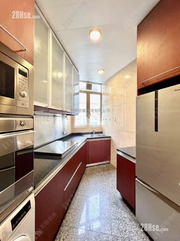 毕架山一号 售盘 3 房 1,058 平方尺