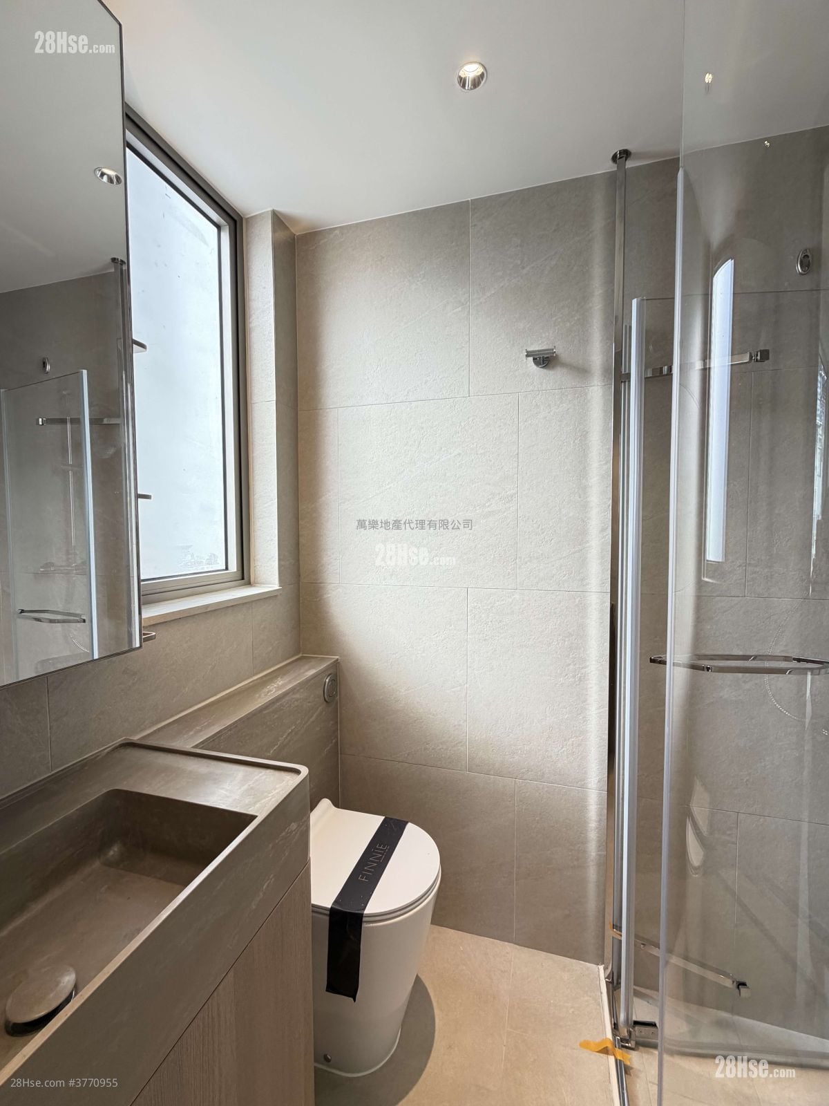 Finnie Rental 1 Bedroom , 1 Bathroom 245 ft²