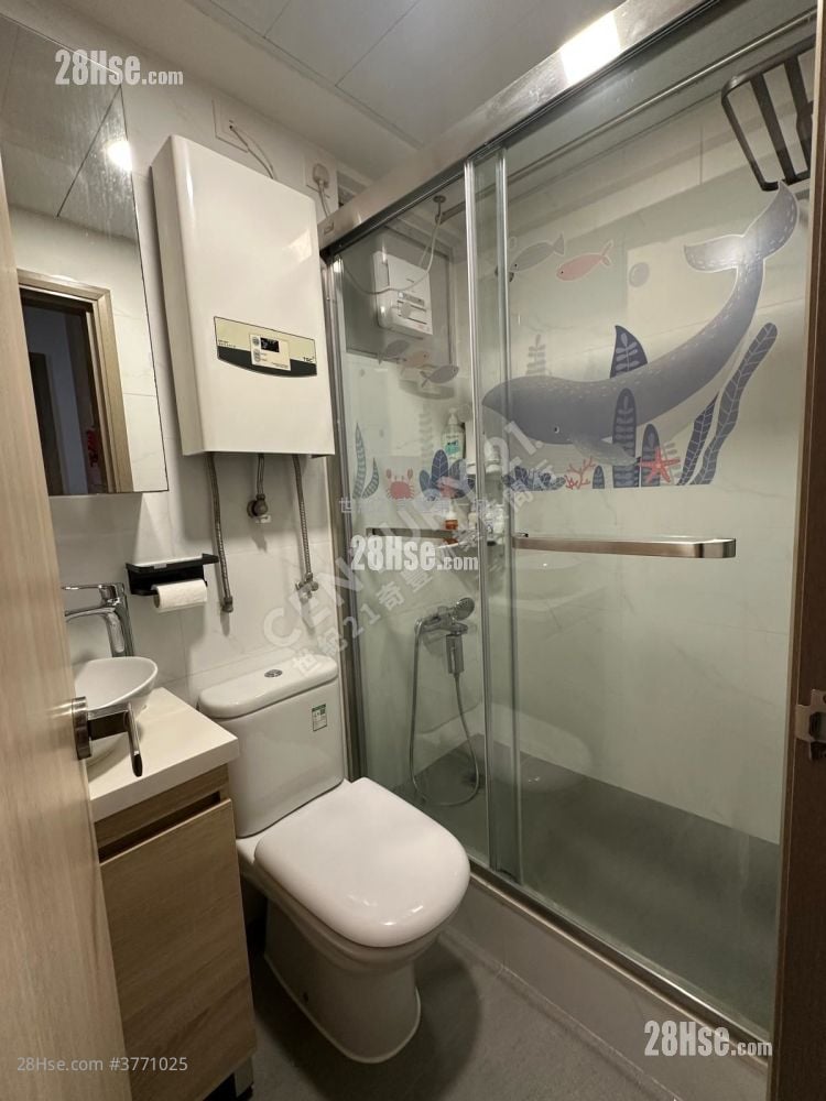 Grandeur Garden Sell 2 Bedrooms , 1 Bathroom 340 ft²