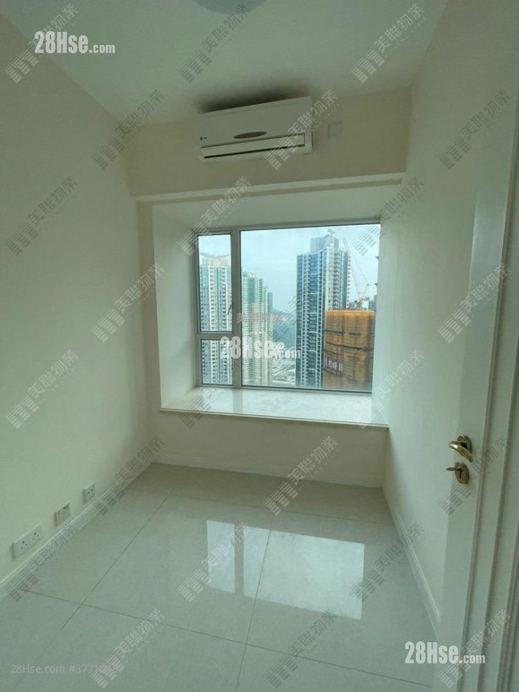 致蓝天 售盘 3 房 , 2 浴室 743 平方尺