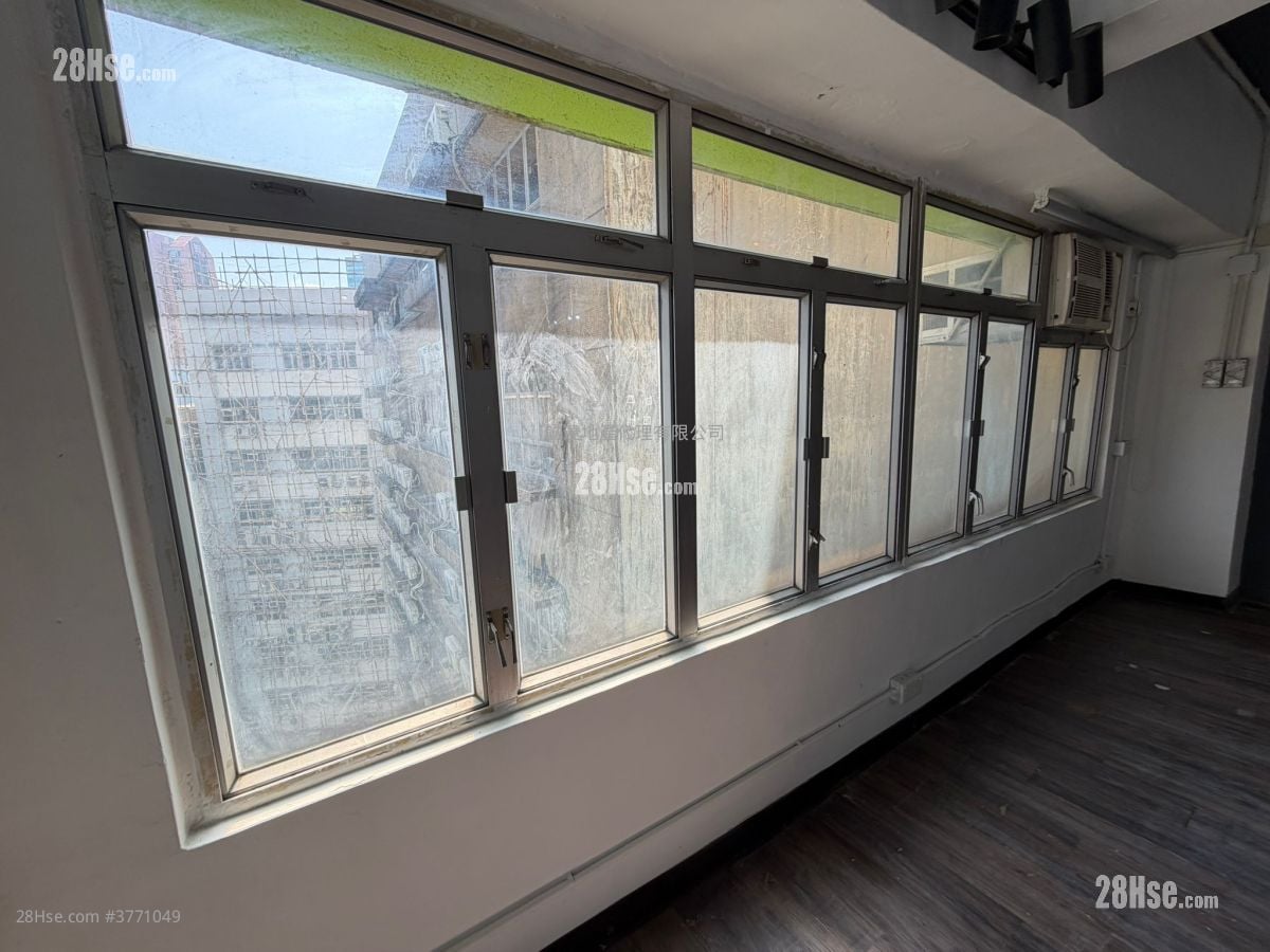 Yip Win Factory Building Rental Studio , 1 Toilet