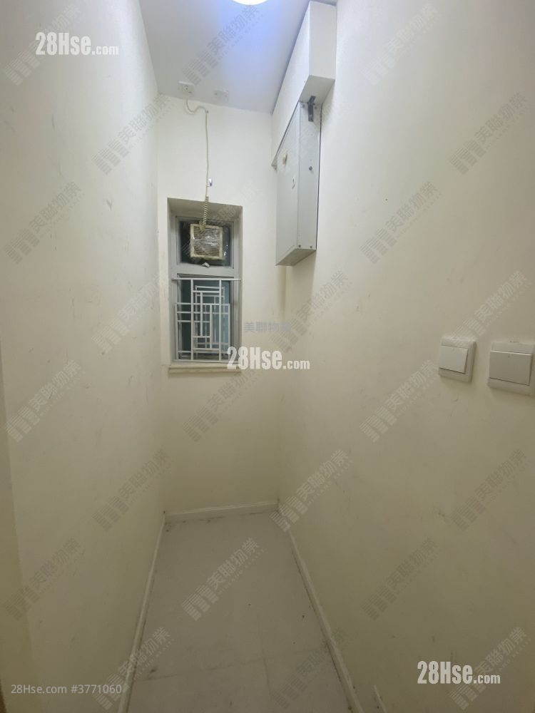 致蓝天 售盘 4 房 950 平方尺