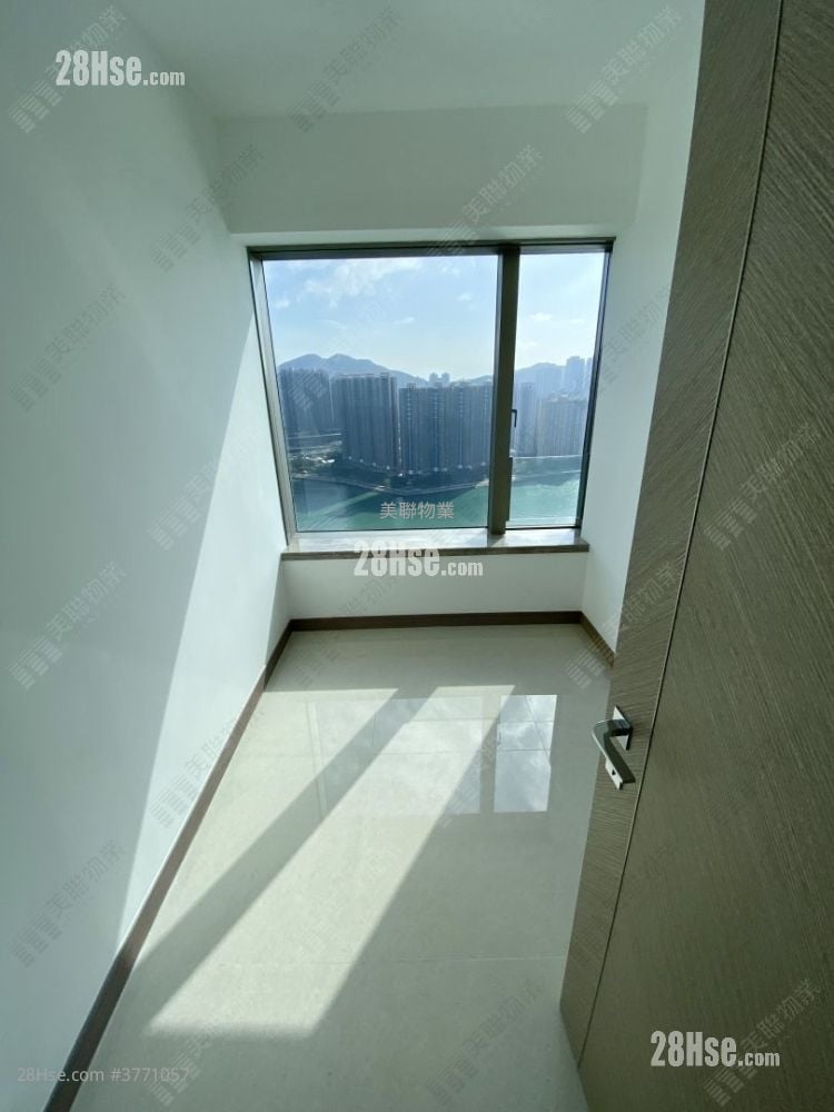 海之恋 售盘 4 房 , 4 浴室 1,161 平方尺