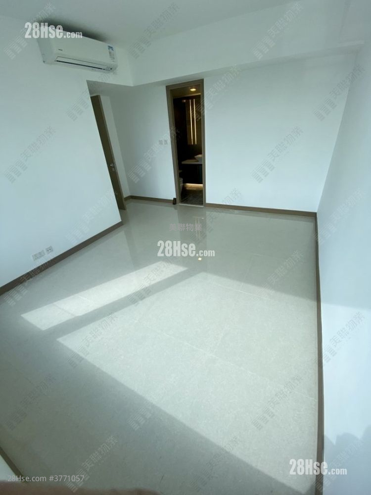 海之恋 售盘 4 房 , 4 浴室 1,161 平方尺