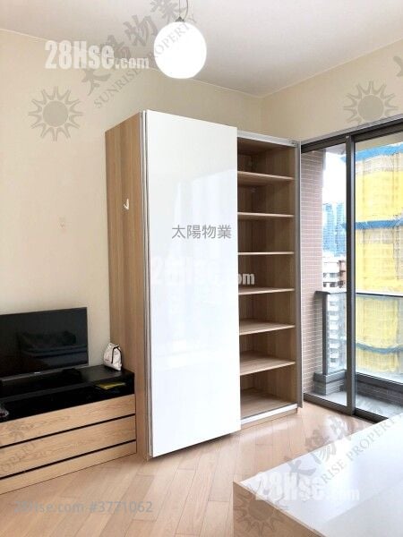 The Met. Focus Sell 240 ft²