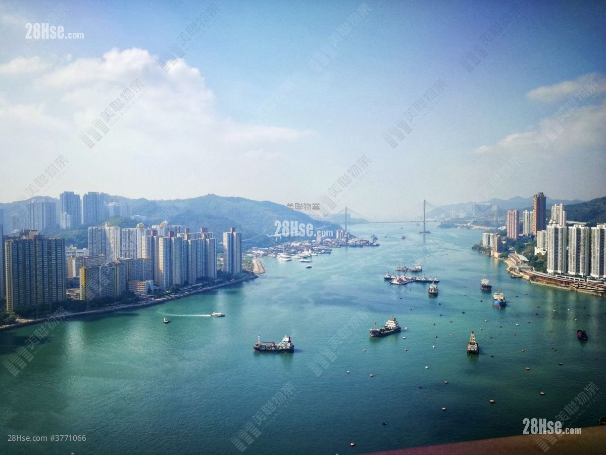 海之恋 售盘 4 房 , 4 浴室 1,161 平方尺