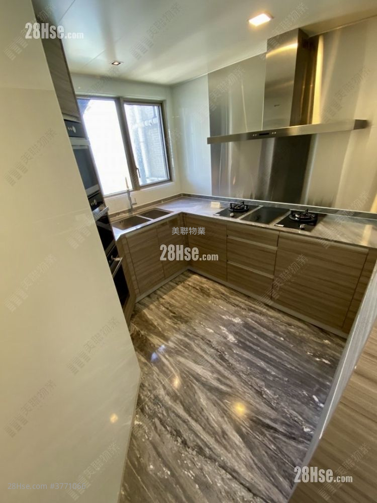 海之恋 售盘 4 房 , 4 浴室 1,161 平方尺