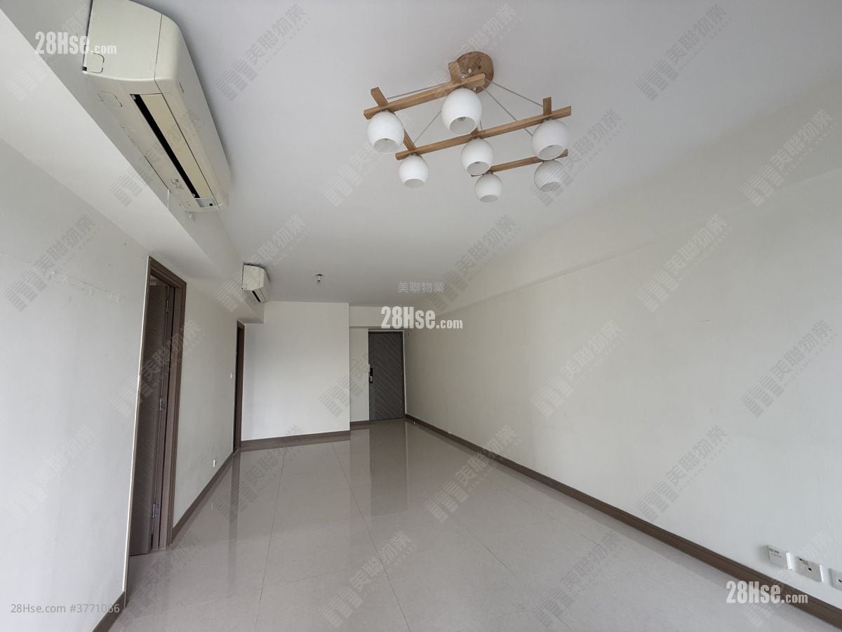 海之恋 售盘 4 房 , 4 浴室 1,161 平方尺