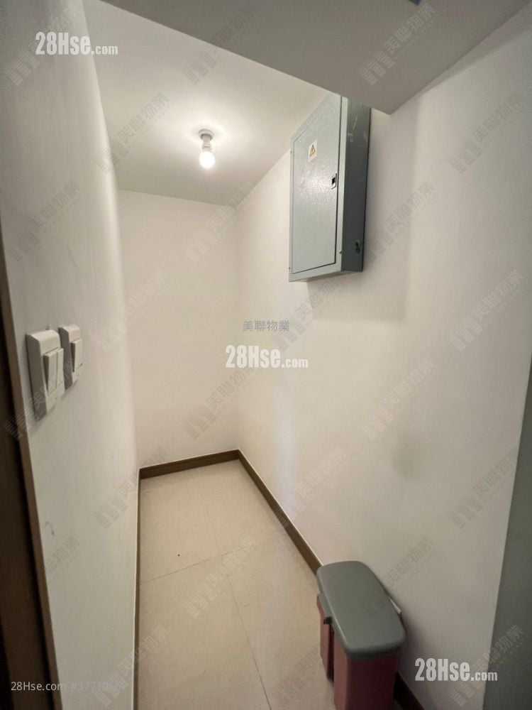 海之恋 售盘 4 房 , 4 浴室 1,161 平方尺