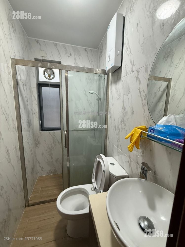 Village Sell 3 Bedrooms , 2 Bathrooms 1,400 ft²