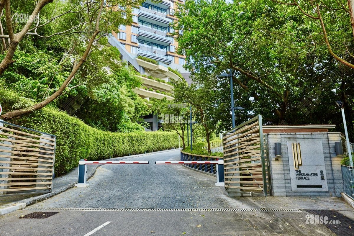 皇璧 售盘 4 房 , 5+ 浴室 2,413 平方尺