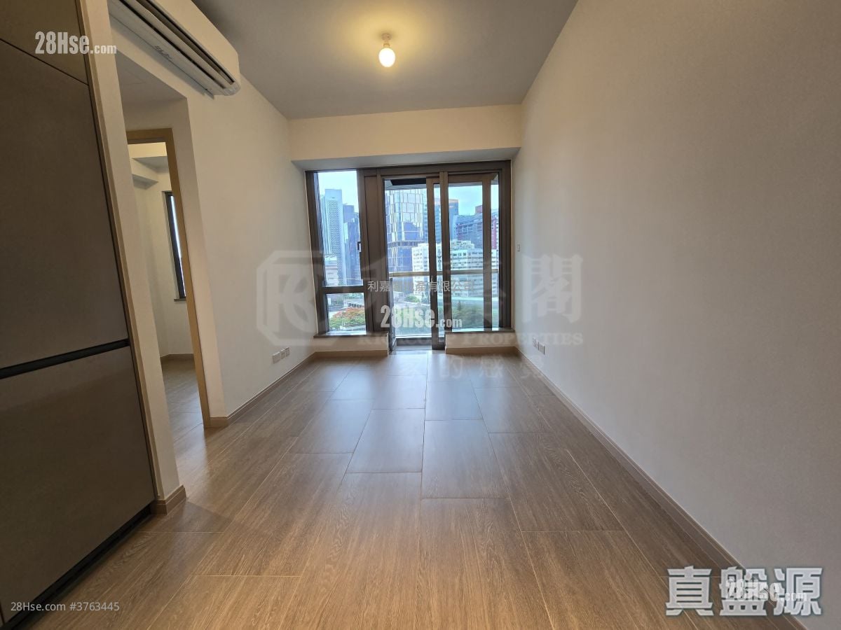 The Southside Sell 2 Bedrooms 524 ft²