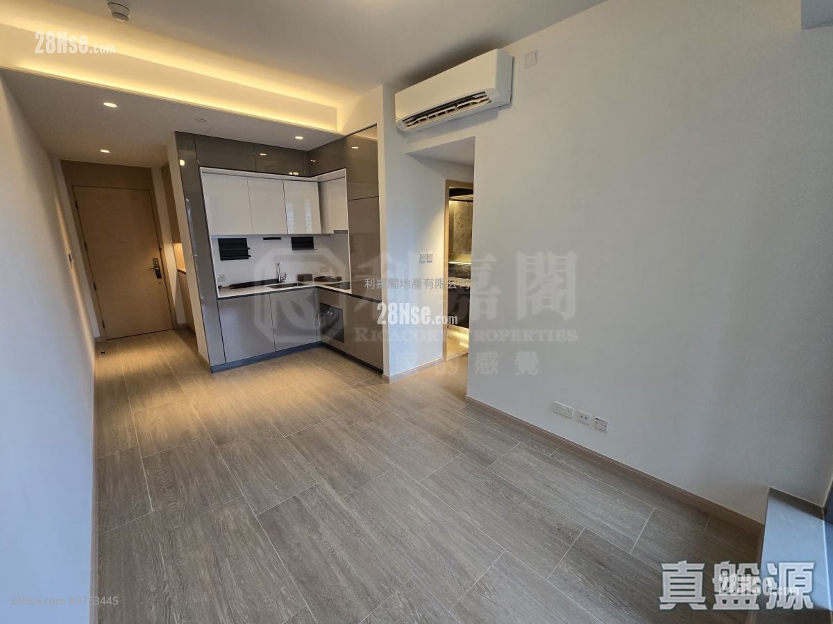 The Southside Sell 2 Bedrooms 524 ft²